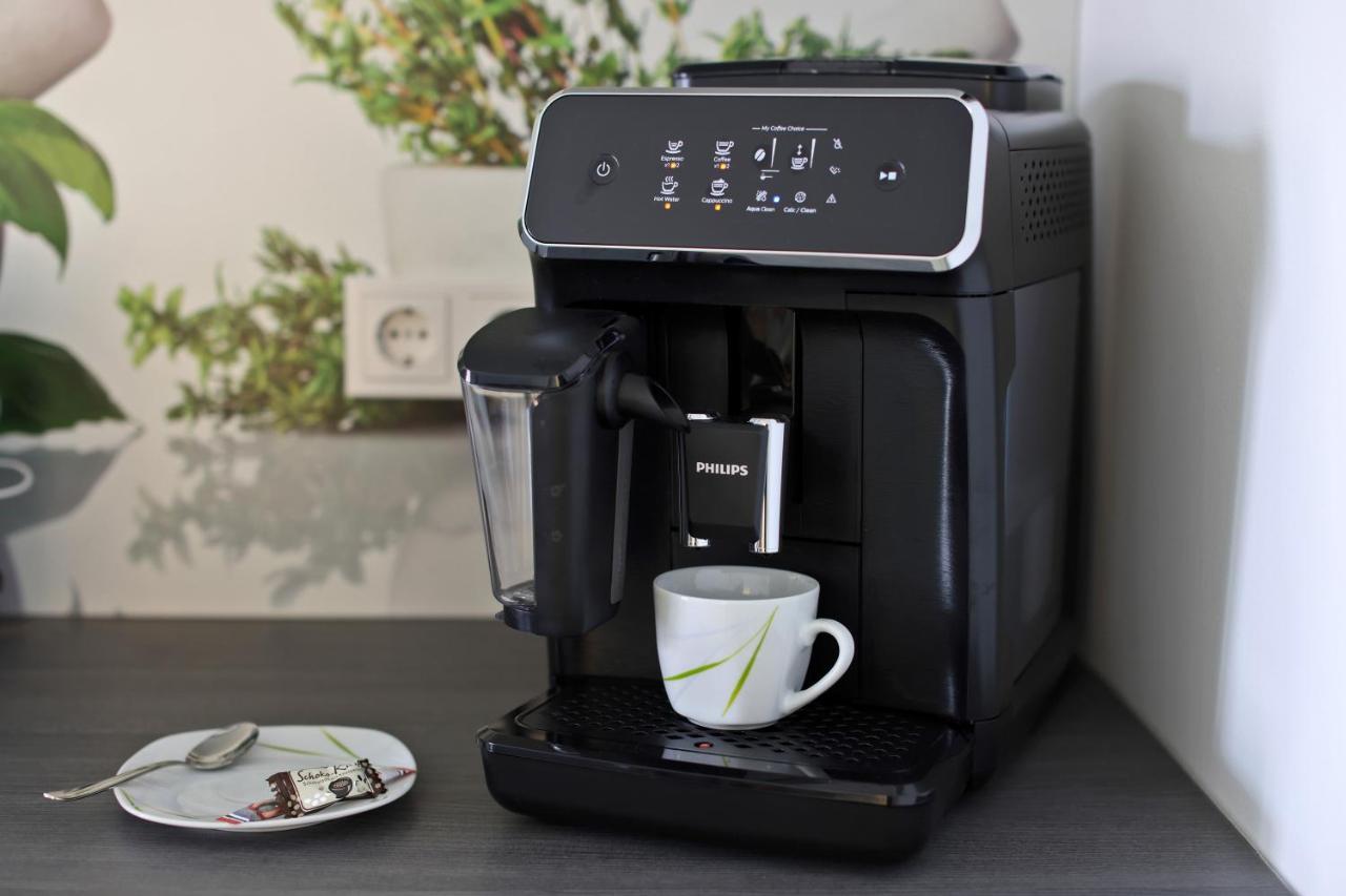 Modern Und Neu, Top Ausstattung Mit Kaffeevollautomat, 2X Netflix-Tv, Lueftungsanlage, Geschirrspueler Wallerfangen Εξωτερικό φωτογραφία